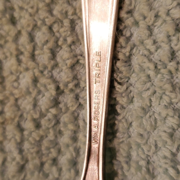 Wm. A. Rogers Triple Flatware, 1929 - Picture 3 of 4